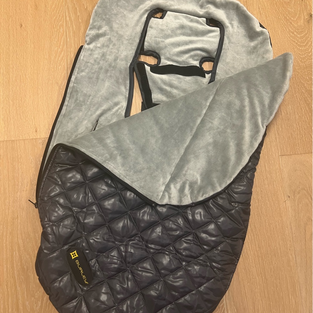 Burley universal fit stroller blanket